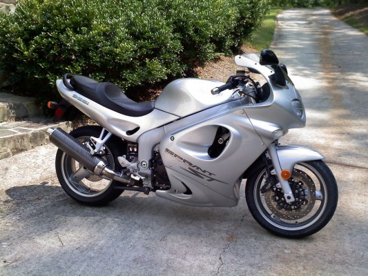 03 Triumph Sprint ST