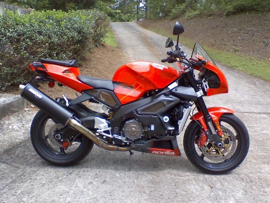 2005 Aprilia Tuono
