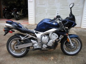 Wrecked FZ6