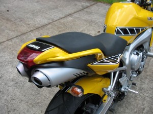 FZ6 Tail