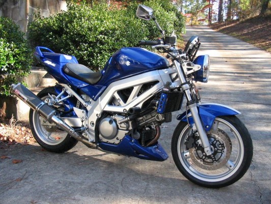 03 SV650N Blue/White