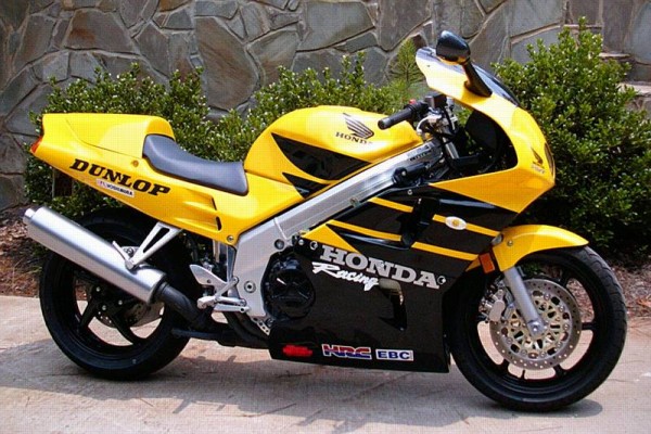 VFR 750 RC45 bodywork