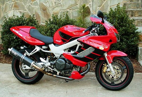 VTR1000 red/black